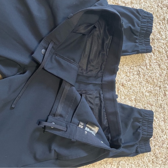 UNIQLO Men’s Pants - Picture 5 of 8